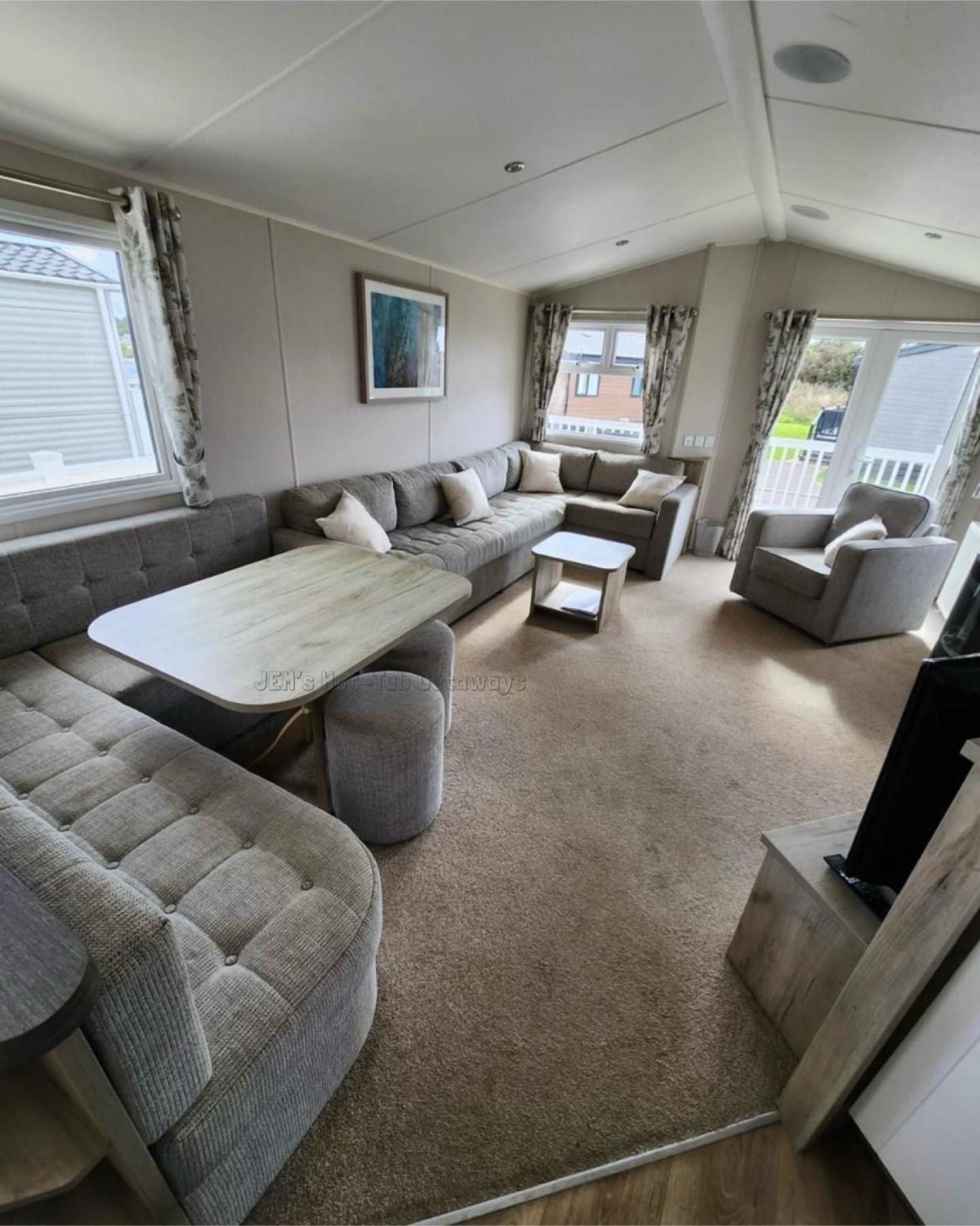 Jems Hot-Tub Getaways 6 Berth At Tattershall Lakes מראה חיצוני תמונה